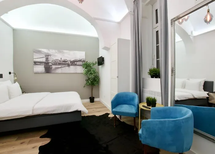 Standard Apartment By Hi5 - Nagysandor Street