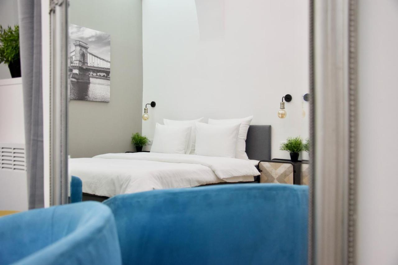 Apartment Standard Apartment By Hi5 - Nagysandor Street
