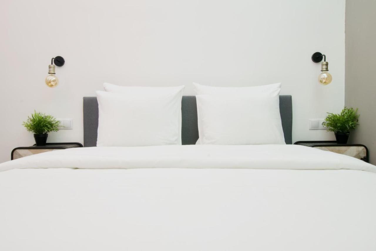 Apartment Standard Apartment By Hi5 - Nagysandor Street *
